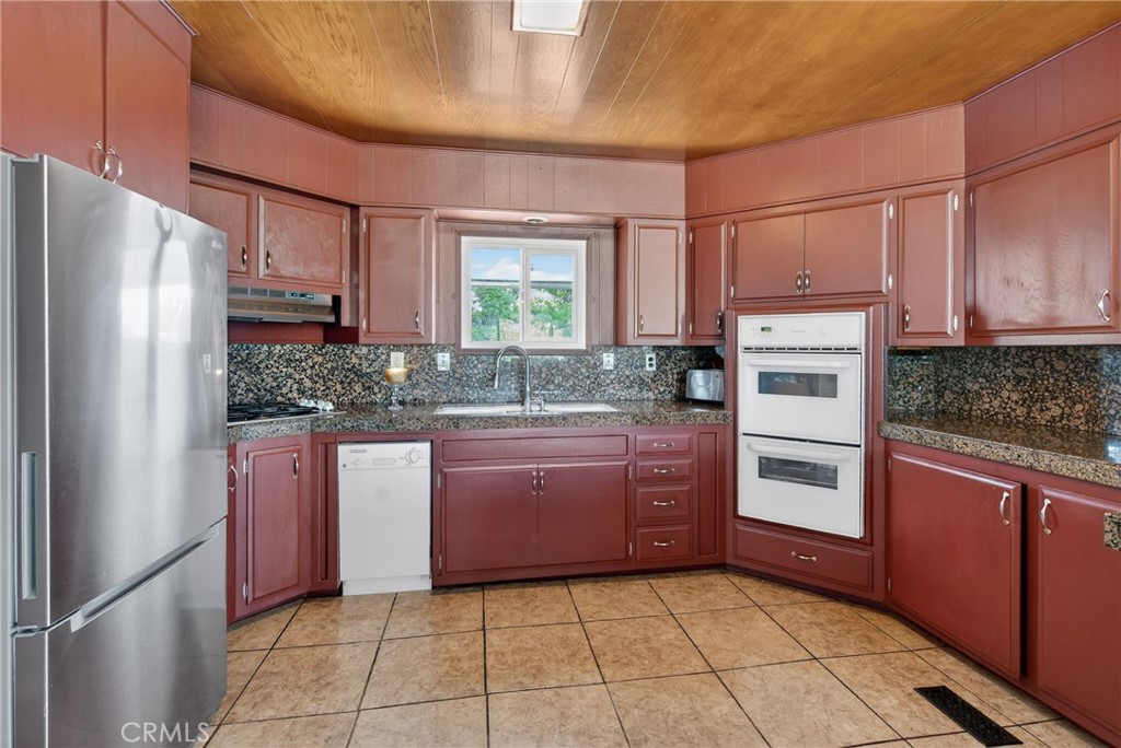780 Santa Clara Circle Property Photo 10