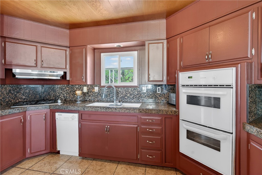 780 Santa Clara Circle Property Photo 11