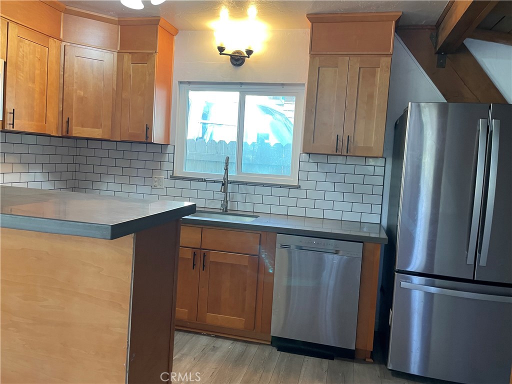 29392 Lake View Property Photo 9
