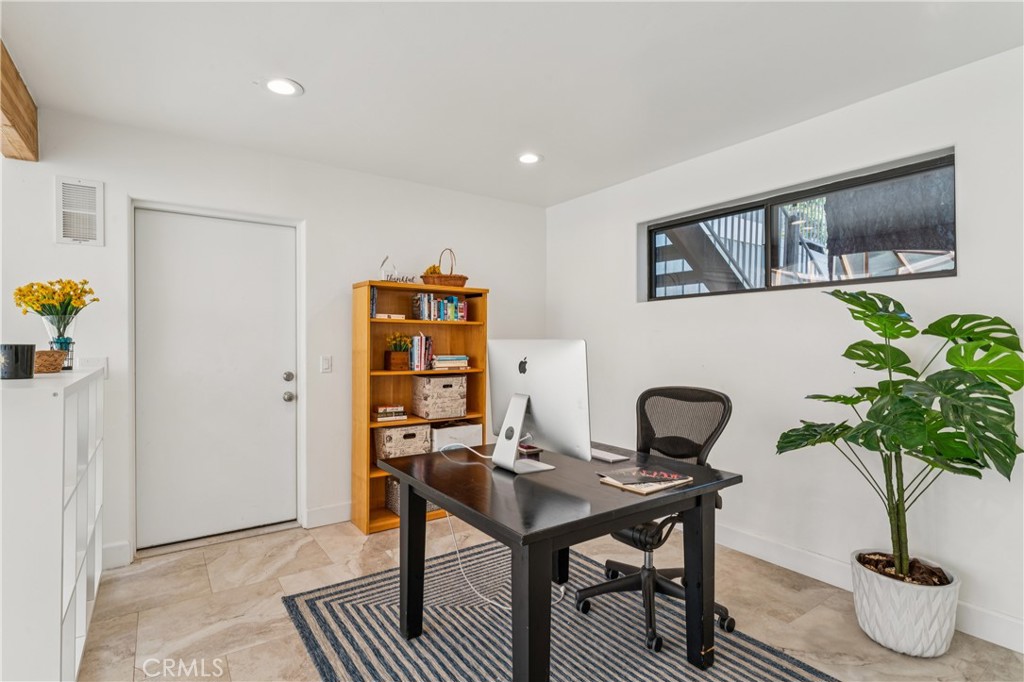 113 Brentwood Property Photo 11