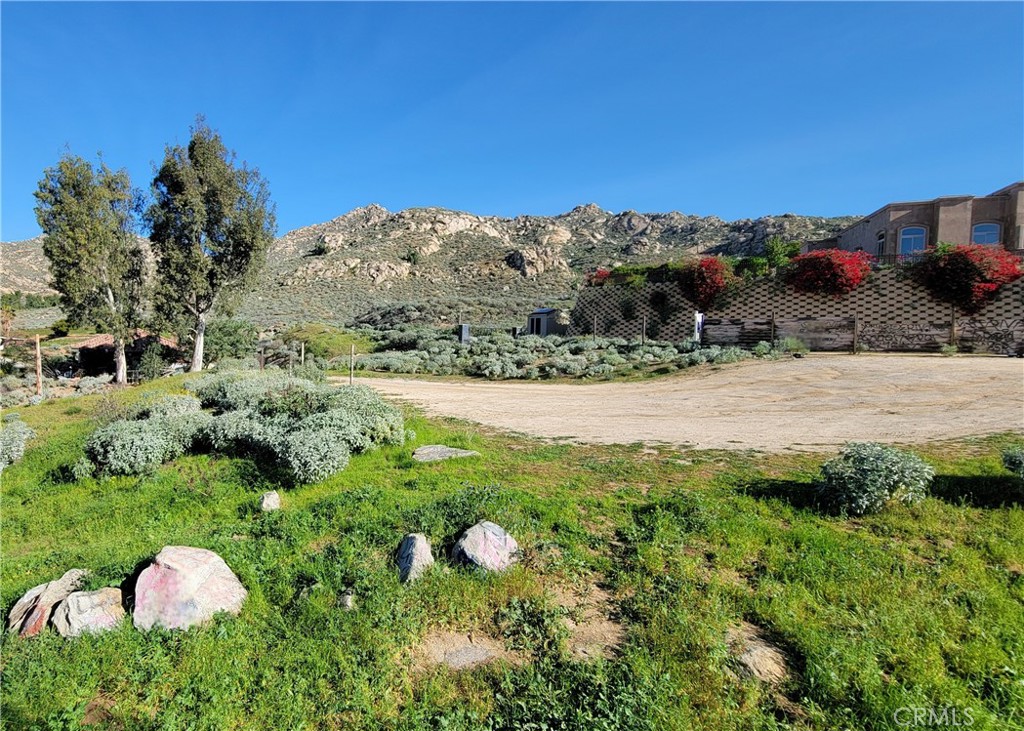 2935 Galaxie Heights Road Property Photo 12