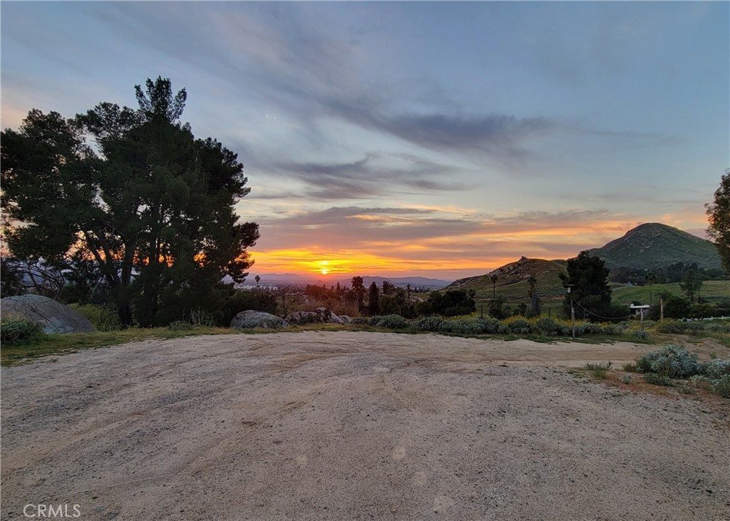 2935 Galaxie Heights Road Property Photo 39