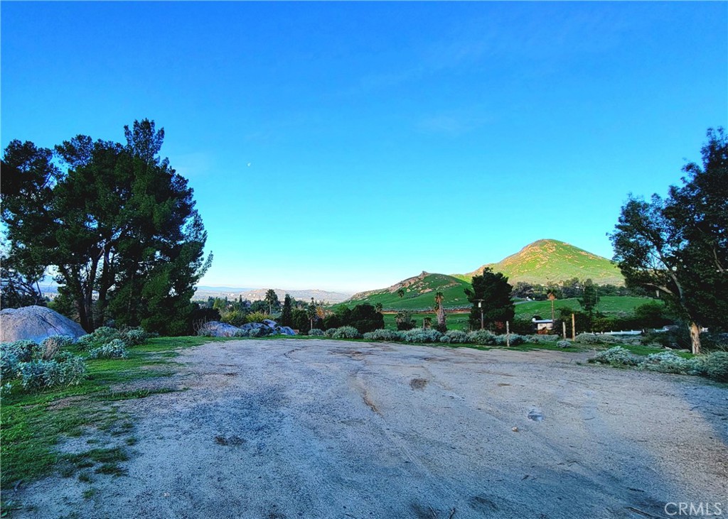 2935 Galaxie Heights Road Property Photo 44
