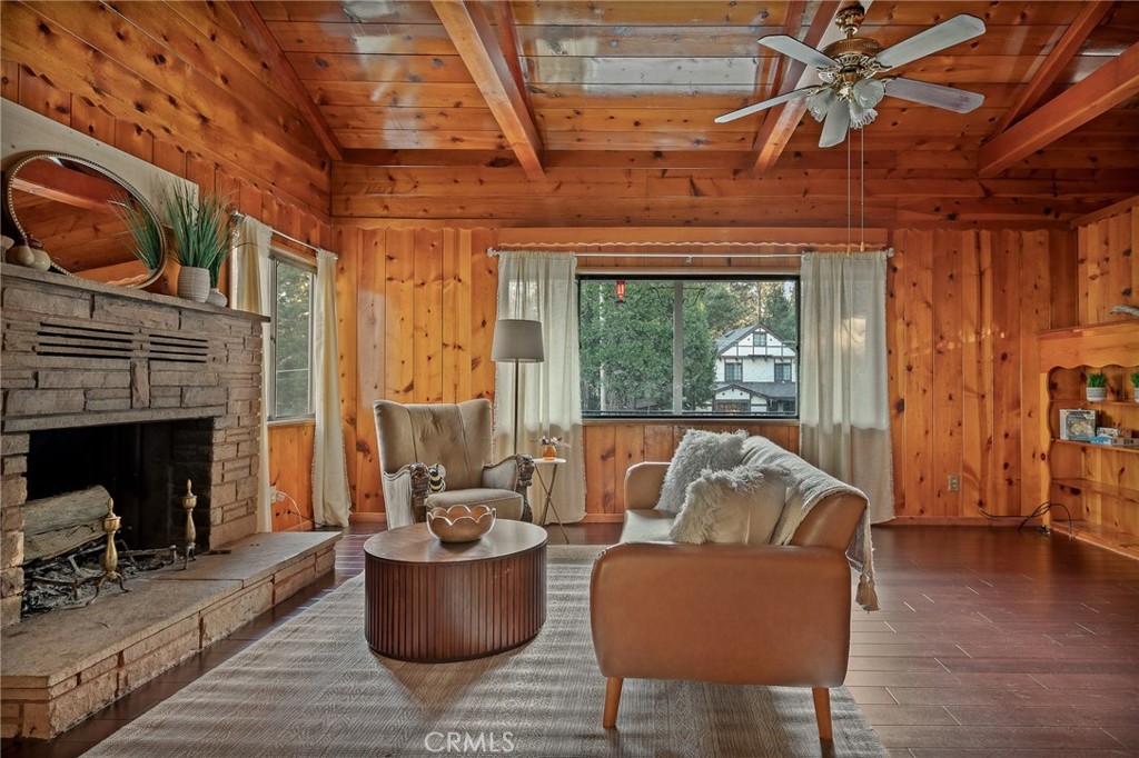 720 Rocky Loop Property Photo 11
