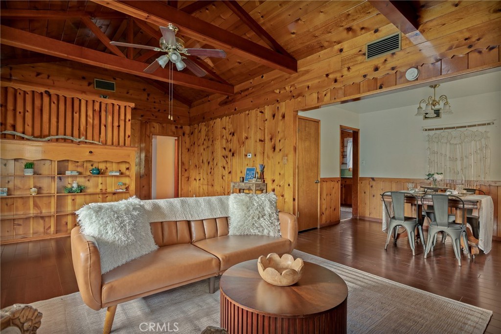 720 Rocky Loop Property Photo 16