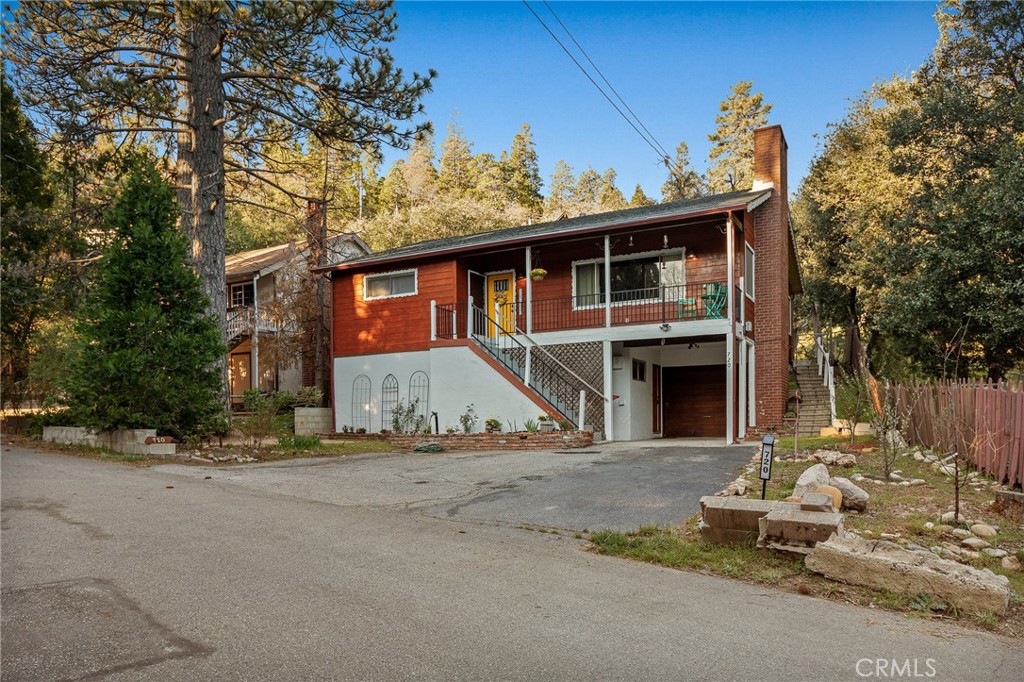 720 Rocky Loop Property Photo 25