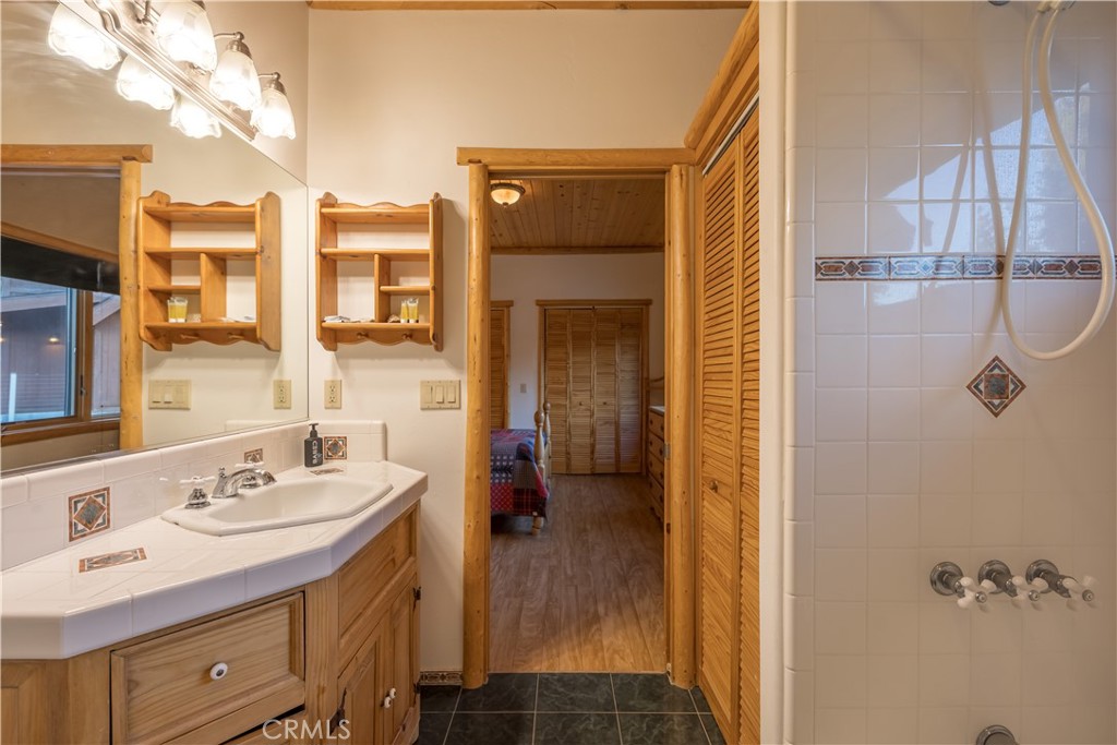 826 Boulder Property Photo 18