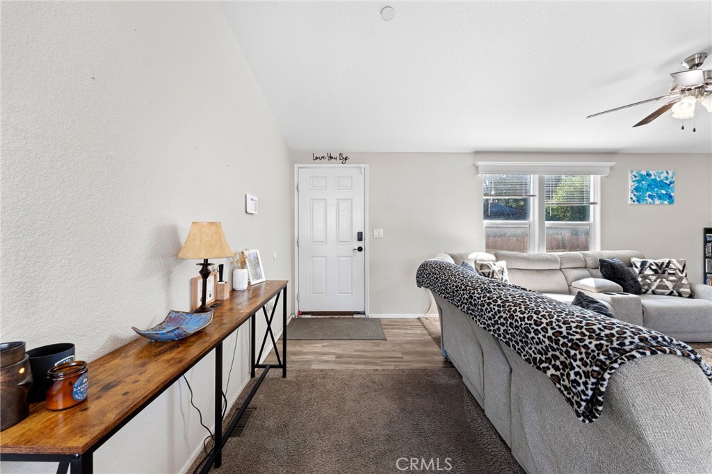 24933 Fir Street Property Photo 10