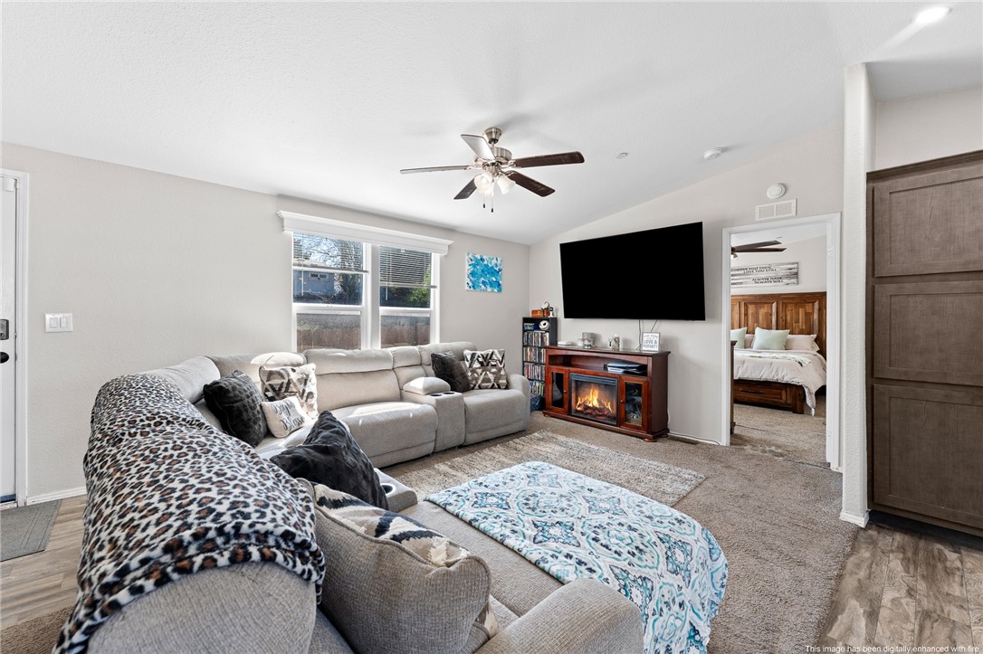 24933 Fir Street Property Photo 15