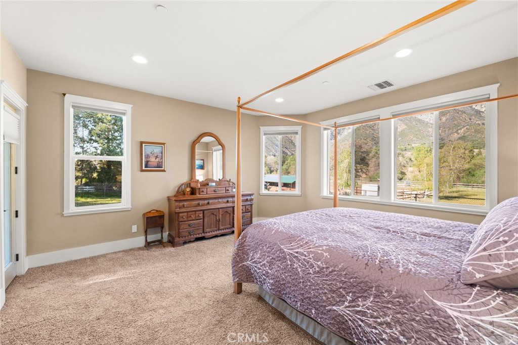 11821 Raspberry Property Photo 13