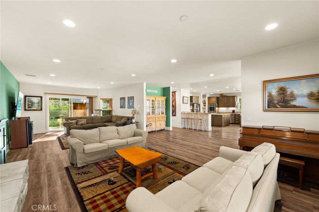 11821 Raspberry Property Photo 19