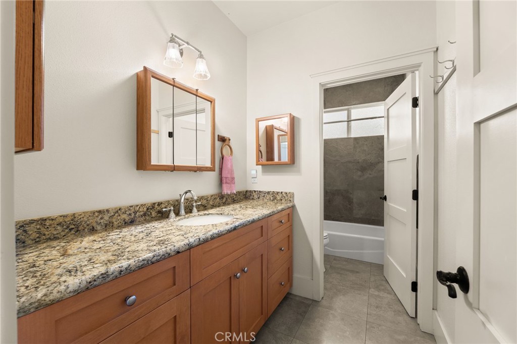 11821 Raspberry Property Photo 27