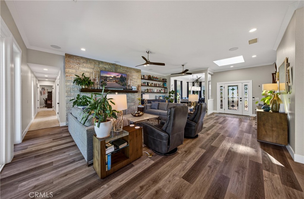 13046 Oak Crest Property Photo 11