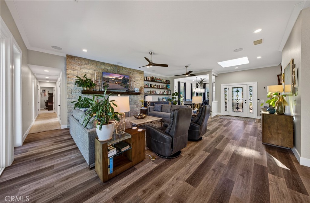 13046 Oak Crest Property Photo 11