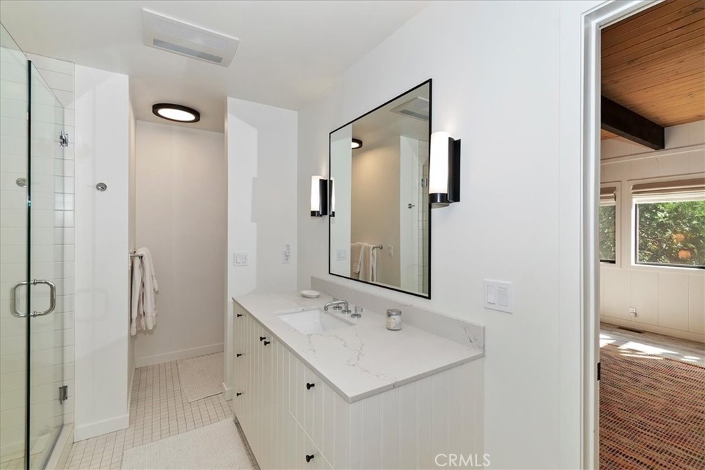 299 Riviera Property Photo 33