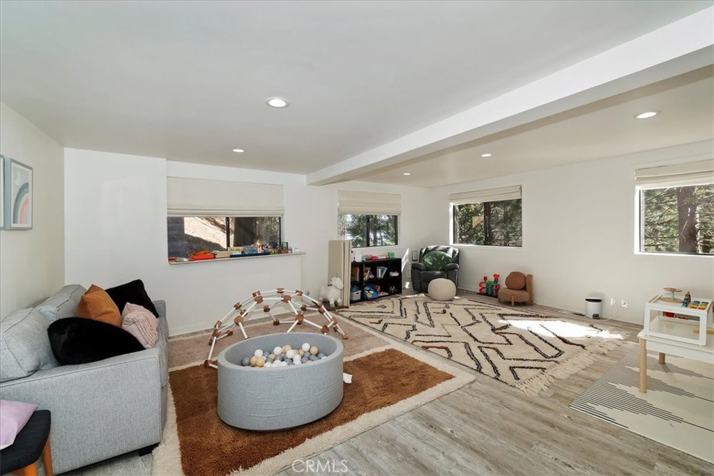 299 Riviera Property Photo 36