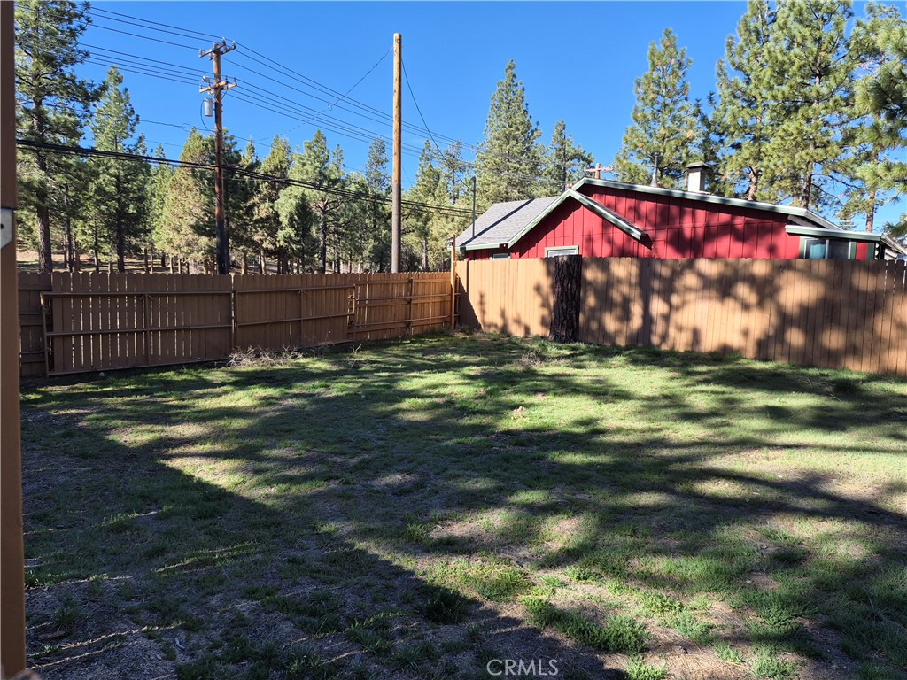 825 E Big Bear Blvd Property Photo 3