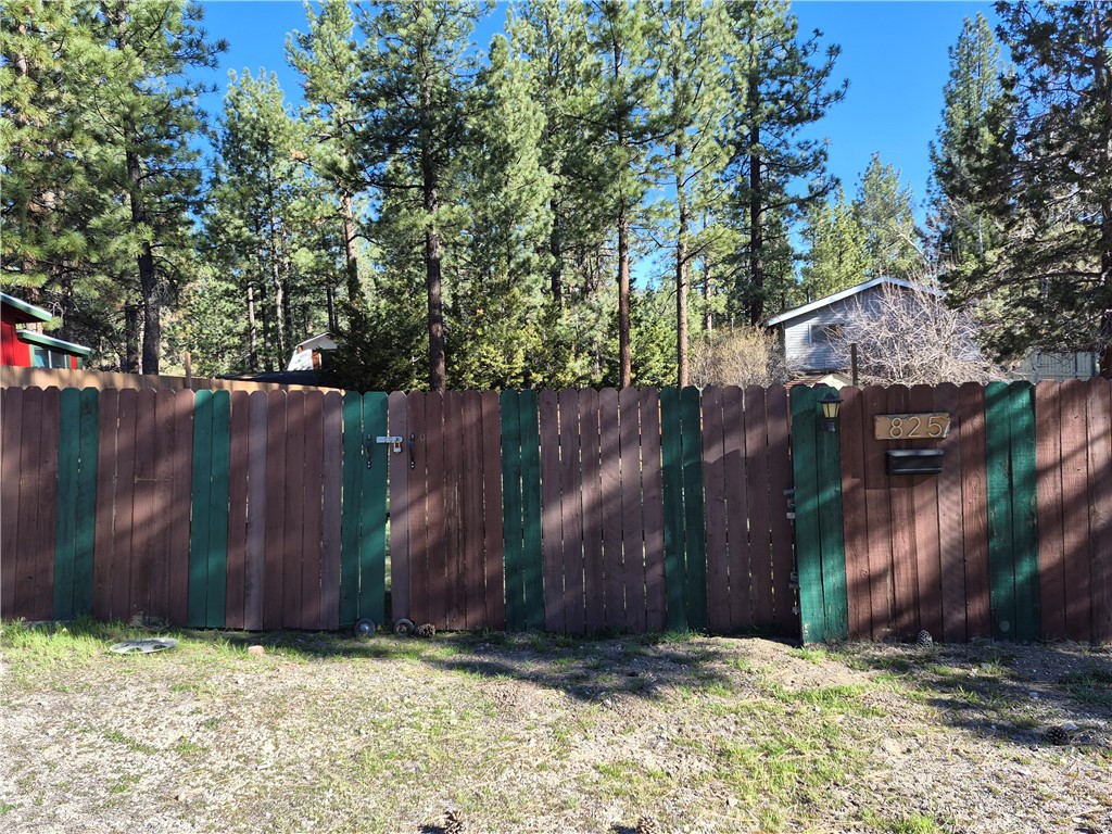 825 E Big Bear Blvd Property Photo 7