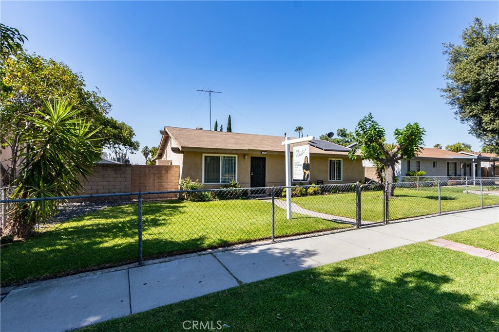 485 E Randall Property Photo 3