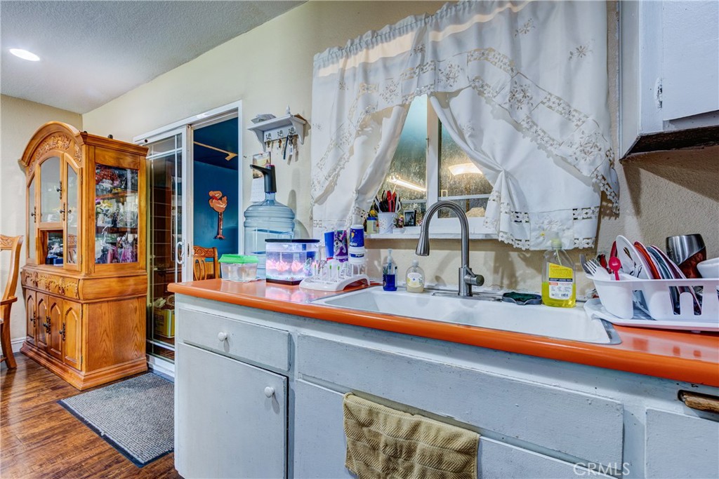 485 E Randall Property Photo 15