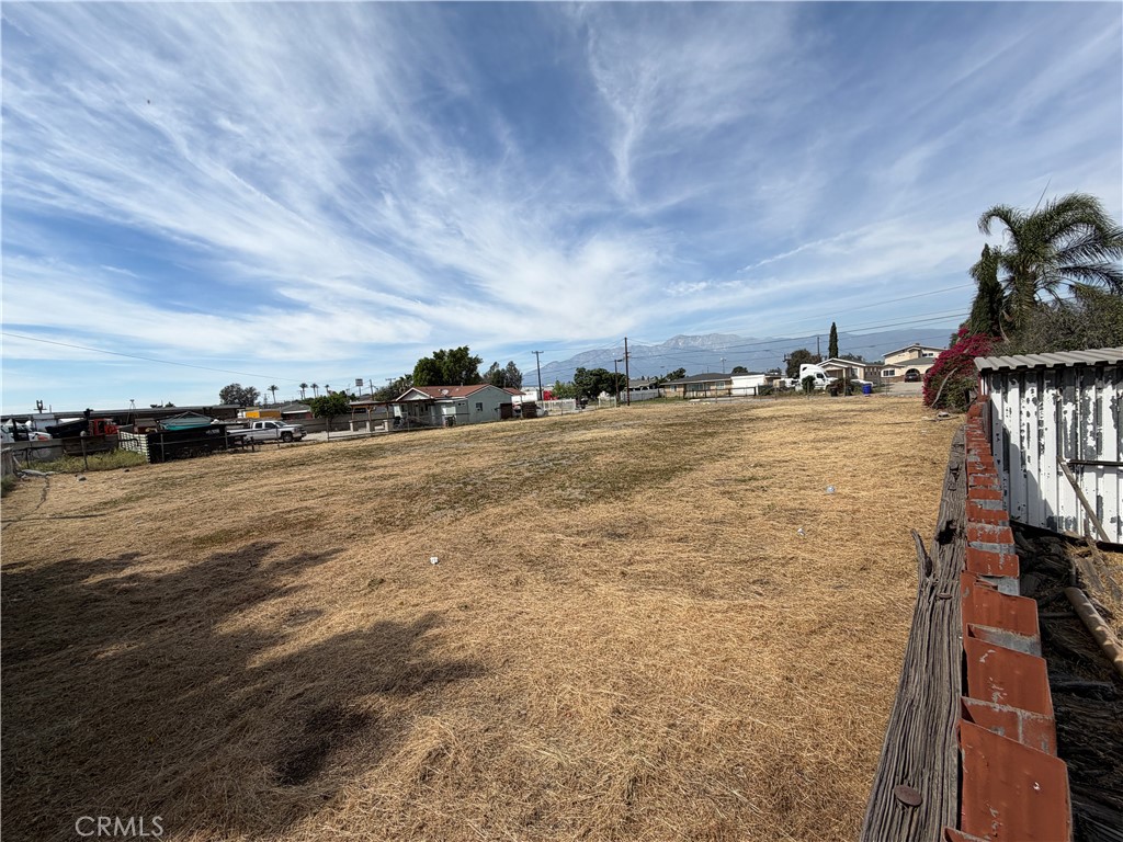 14667 Boyle Avenue Property Photo 13