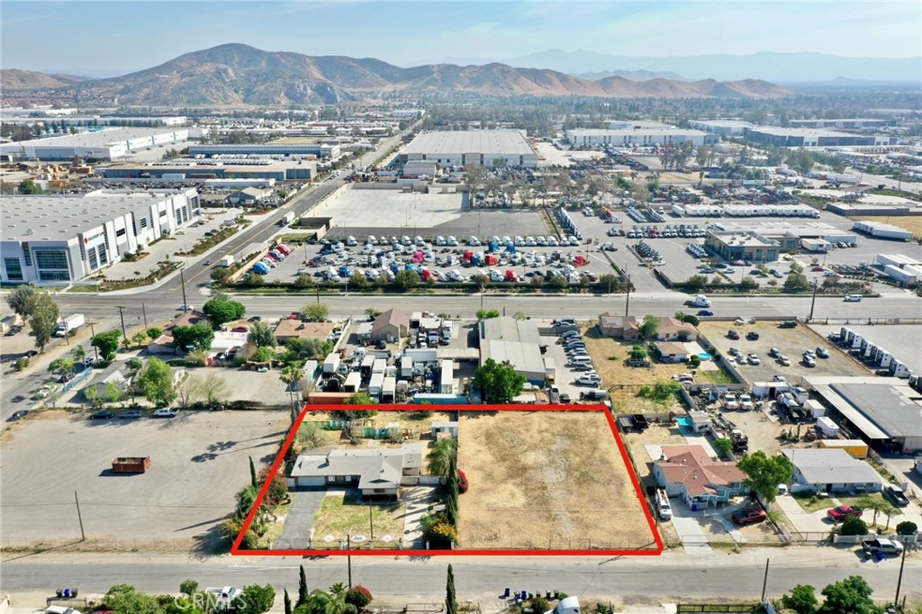 0 Boyle Property Photo 3