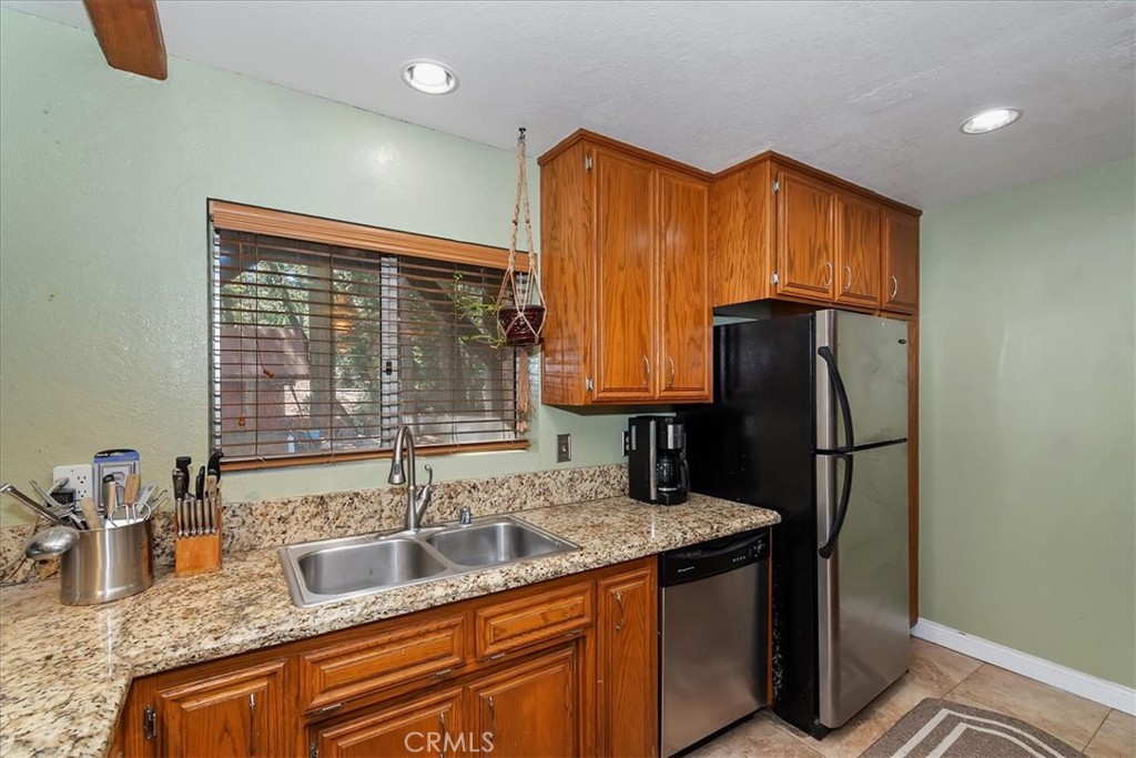 24607 Altdorf Drive Property Photo 12