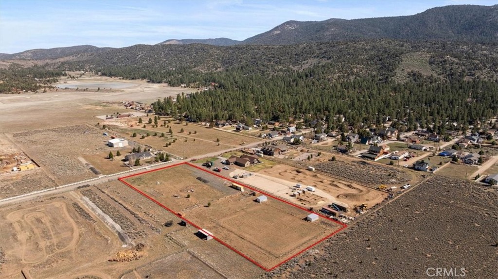 735 Cypress Property Photo 4