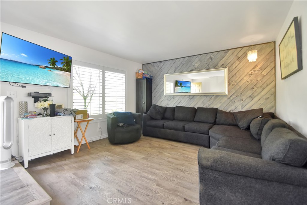 608 Francine Court Property Photo 2
