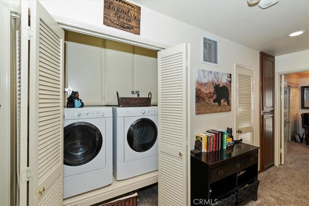 569 Summit Boulevard 6 Property Photo 23