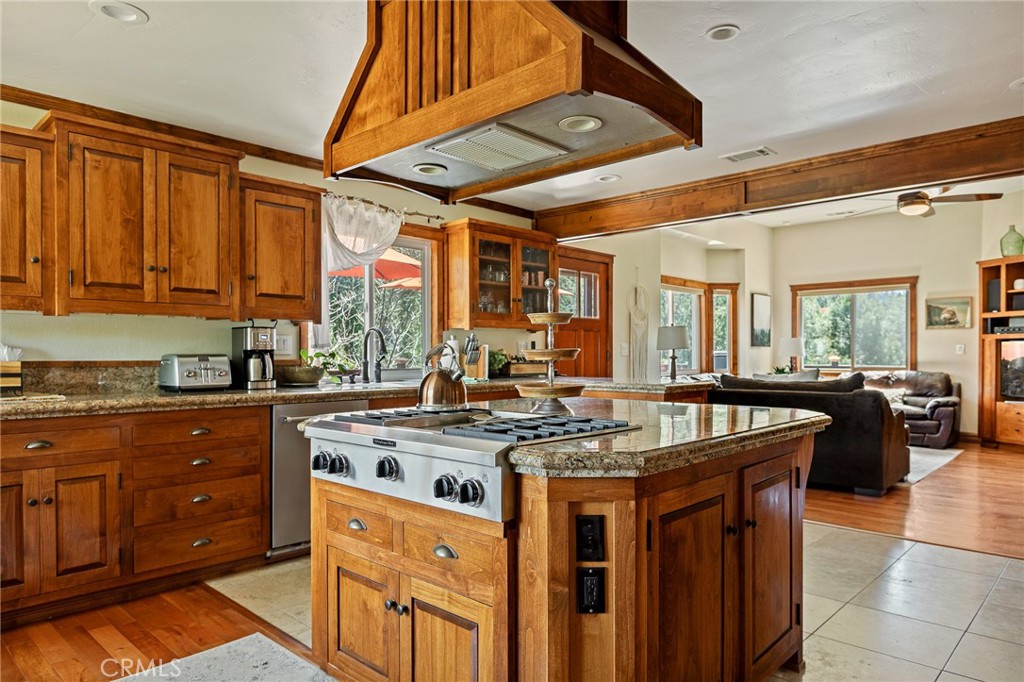 813 Brentwood Property Photo 16