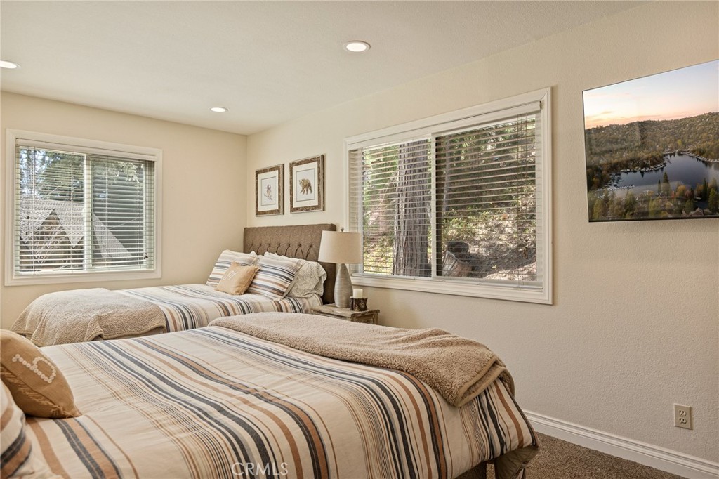 813 Brentwood Property Photo 29