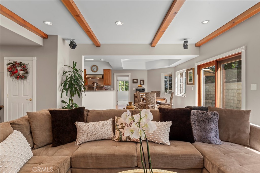 197 Massive Road Property Photo 16