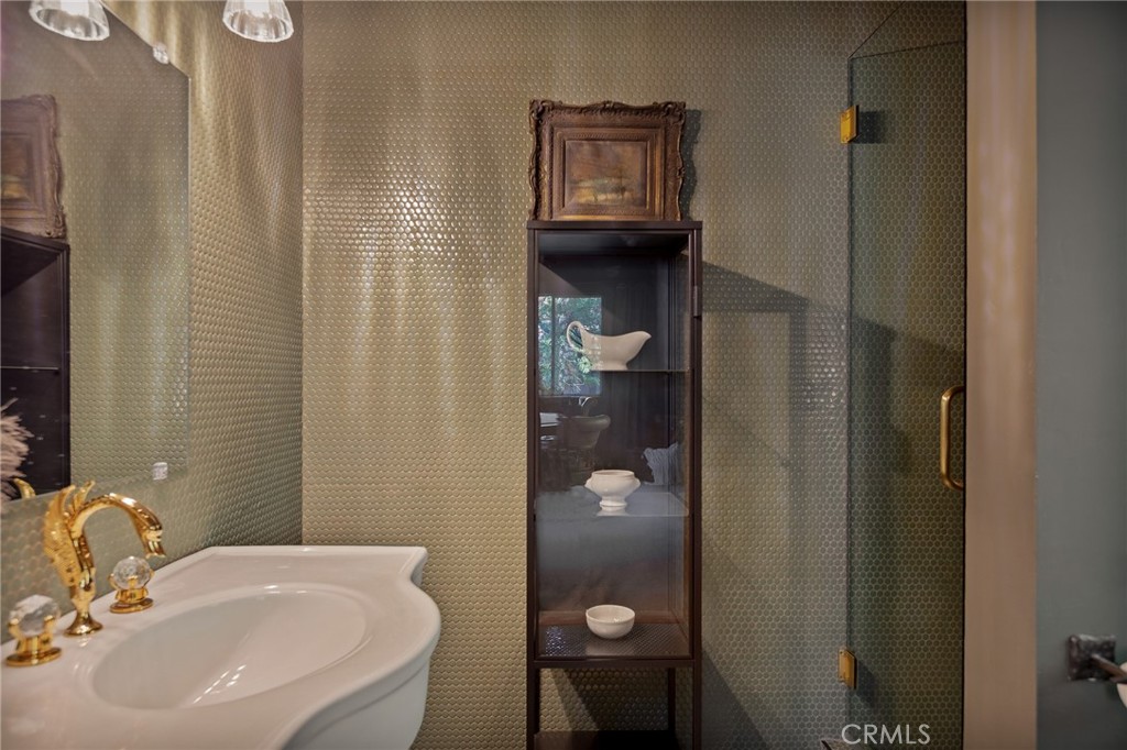 27538 W Shore Road Property Photo 22