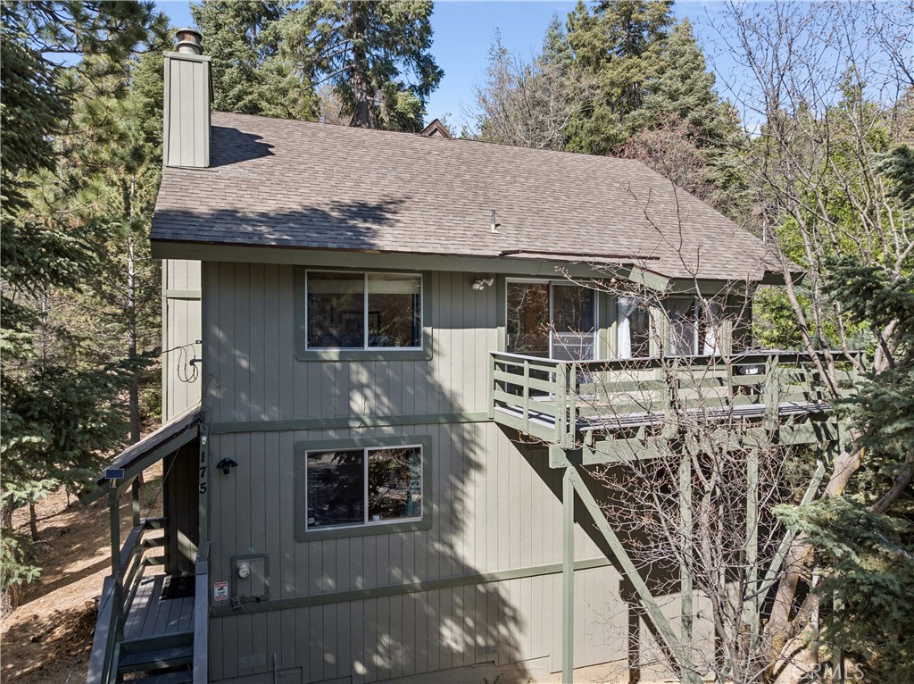 175 Massive Property Photo 3