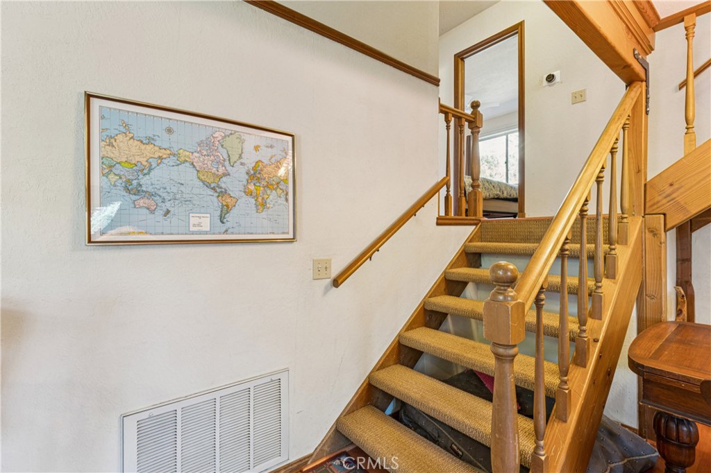 175 Massive Property Photo 25