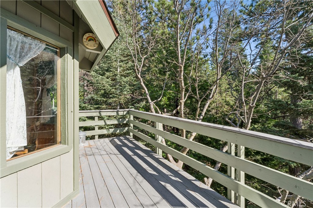 175 Massive Property Photo 33