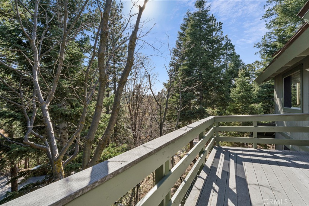 175 Massive Property Photo 34
