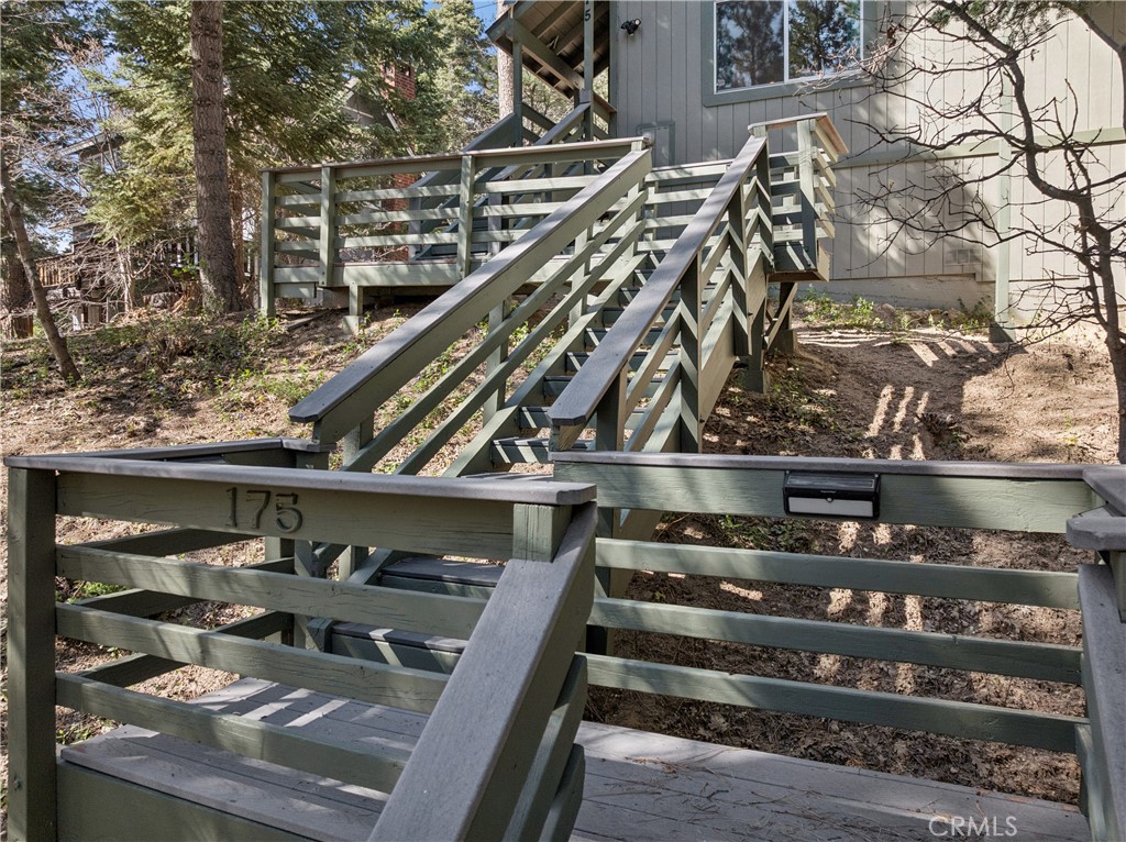 175 Massive Property Photo 36