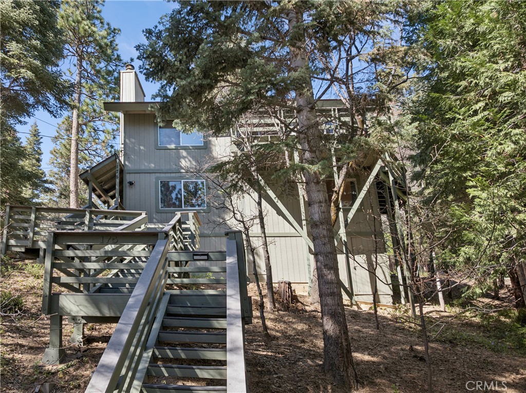 175 Massive Property Photo 37