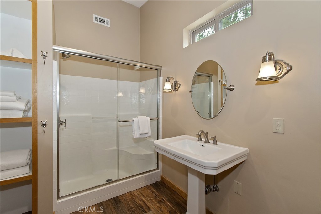 41471 Comstock Property Photo 42