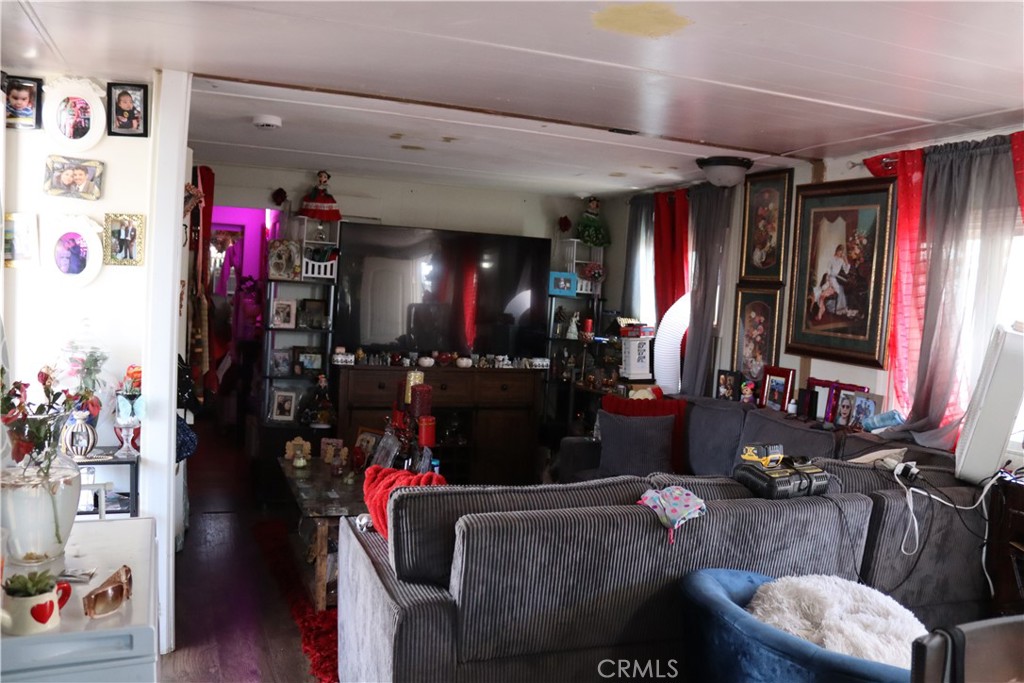14890 Perris 17 Property Photo 6