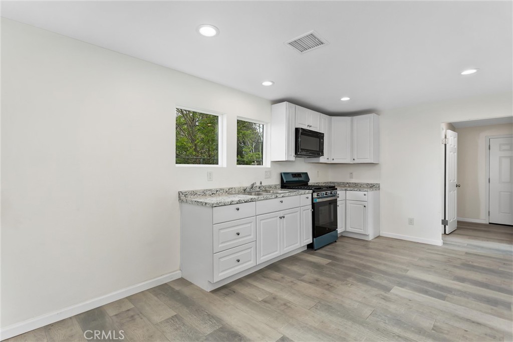 955 Calimesa Property Photo 7