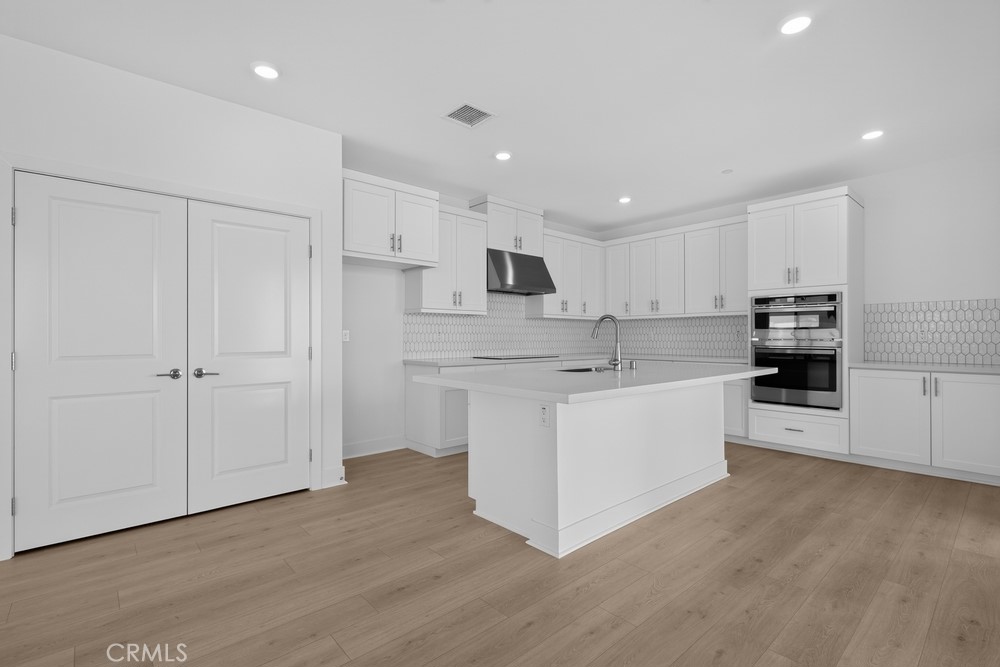 457 Citrus Oak Road Property Photo 6