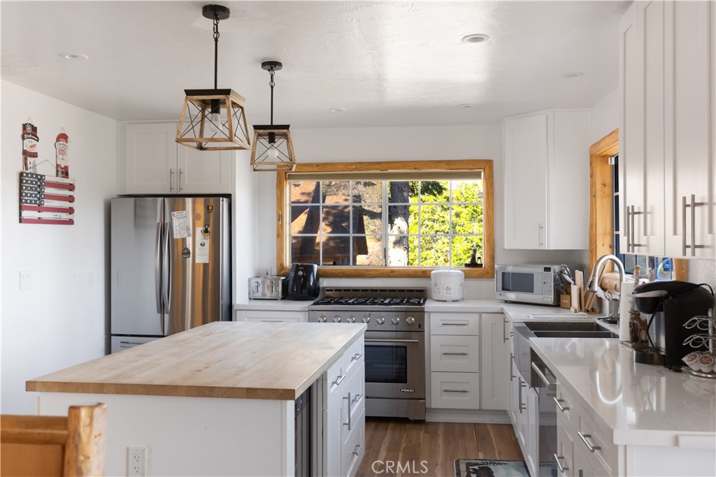 881 Paine Road Property Photo 13
