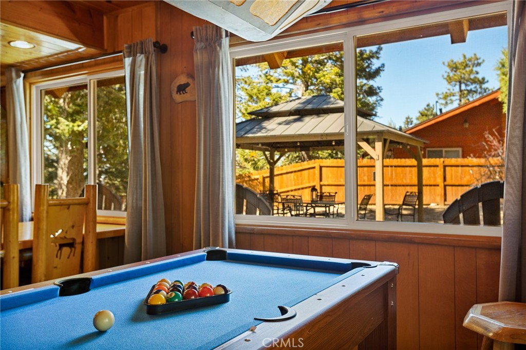 43399 Shasta Property Photo 9