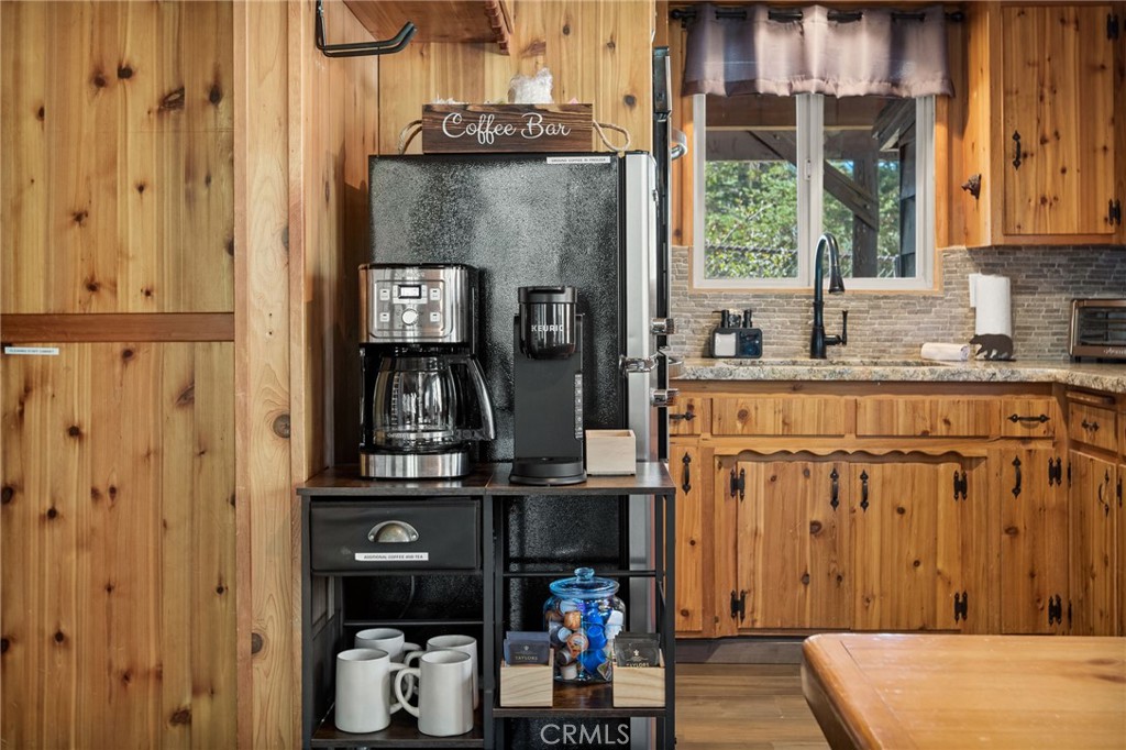 43399 Shasta Property Photo 15