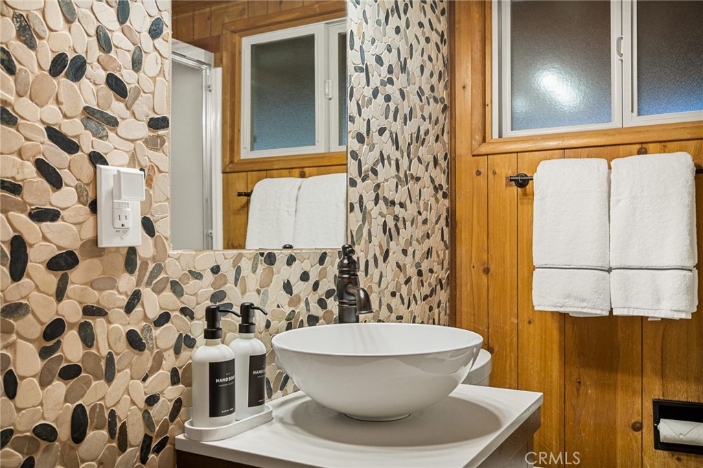 43399 Shasta Property Photo 20