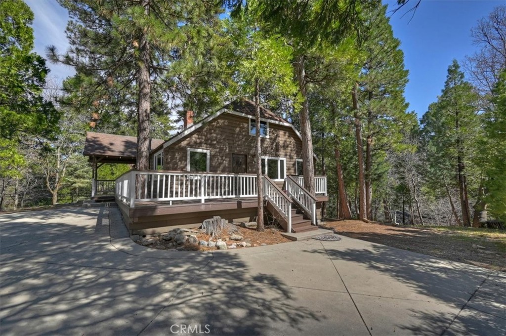 27297 Little Bear Property Photo 2