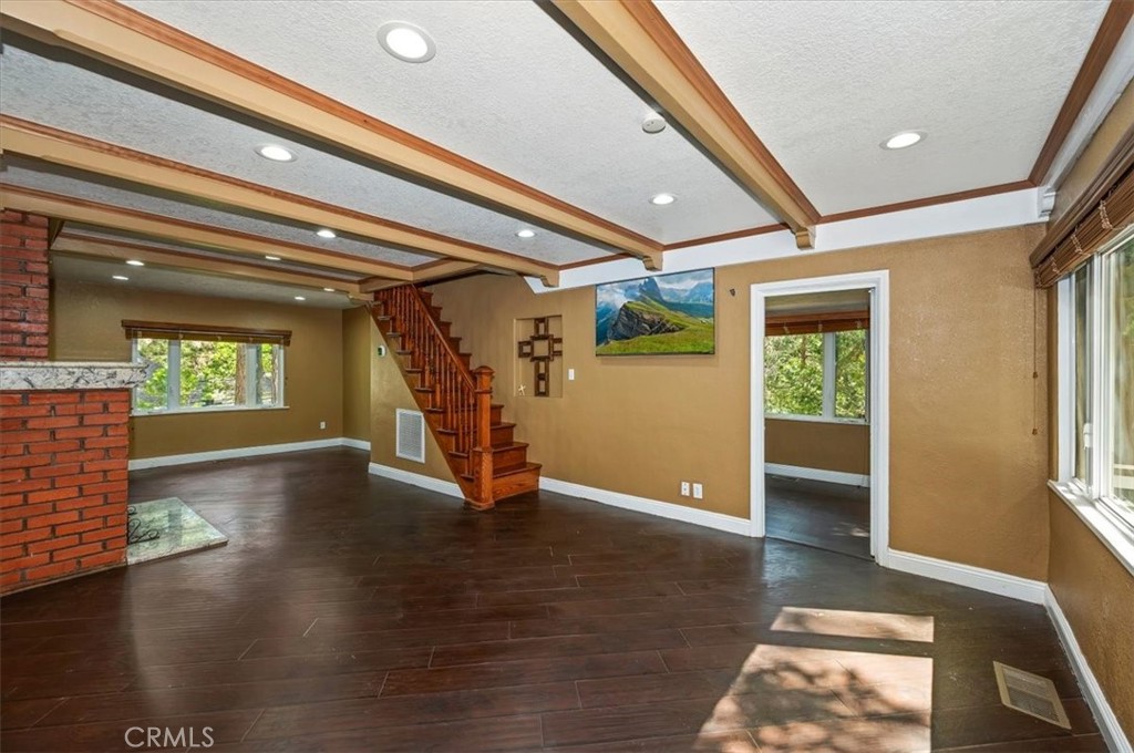 27297 Little Bear Property Photo 12